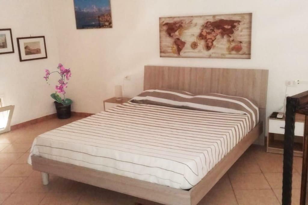 Апартаменты Casa Vacanza Le Moko' Неаполь Экстерьер фото